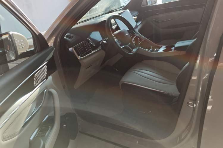 Used BYD Song PLUS New Energy 2023 Champion Edition EV 605KM Flagship PLUS