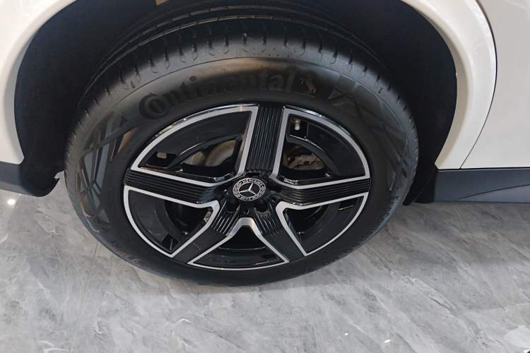 Used Mercedes-Benz GLC Coupe 2024 GLC 260 4MATIC Coupe SUV
