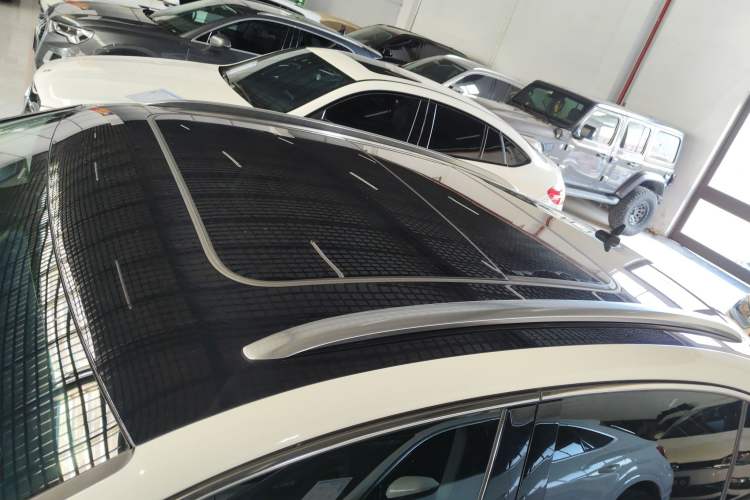 Used Volkswagen Tiguan X 2022 330TSI Two-Wheel-Drive Flagship Edition Roof