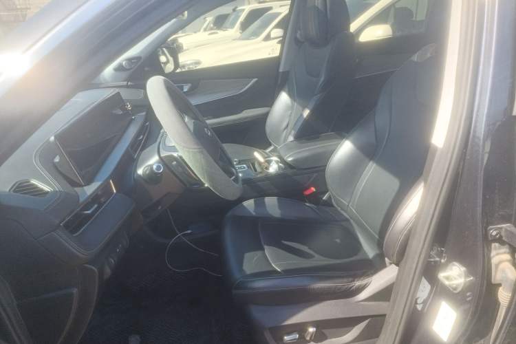 Used Chery Tiggo 8 PLUS 2022 290TGDI DCT Haoting Edition