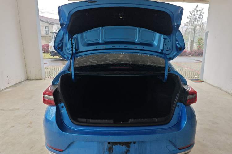 Used Chery Arrizo GX 2018 1.5T CVT Dynamic Color Version China V Standard Trunk