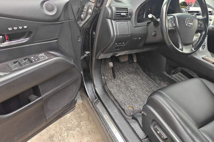 Used Lexus RX Classic 2010 350 Elegant Edition
