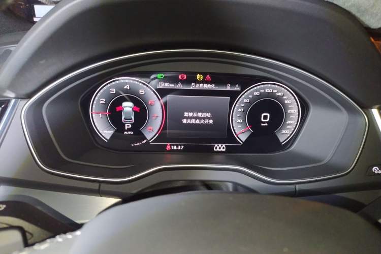 Used Audi Q5L Sportback 2024 40 TFSI Fashion Version
