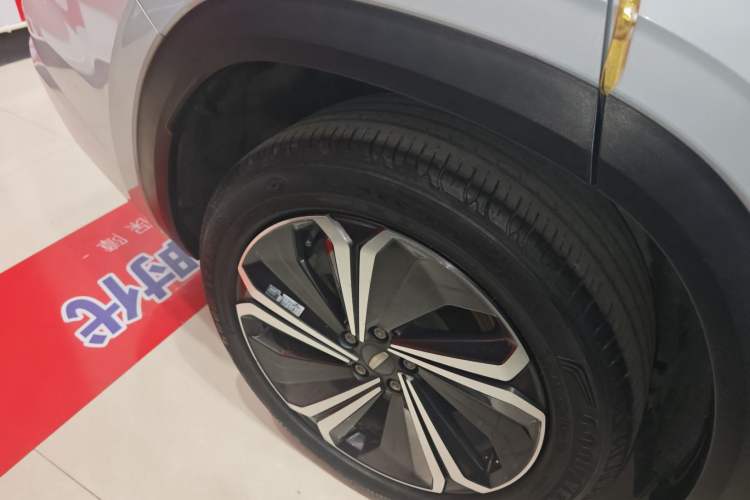 Used Geely Auto Monjaro L Extended Range Electric Version 2022 1.5T DHT Range-Extending Electric Supreme Edition
