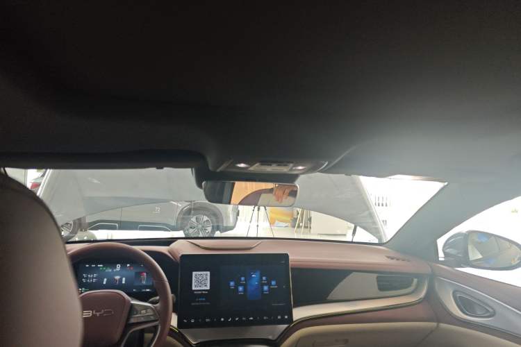 Used BYD Seal 07 DM-i 2025 Intelligent Driving Version DM-i 1.5L 125 km Prestige Edition Headliner