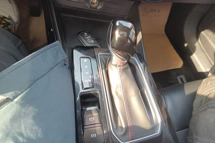 Used MG 5 2021 Revised Version 180 DVVT CVT Youth Luxury Edition