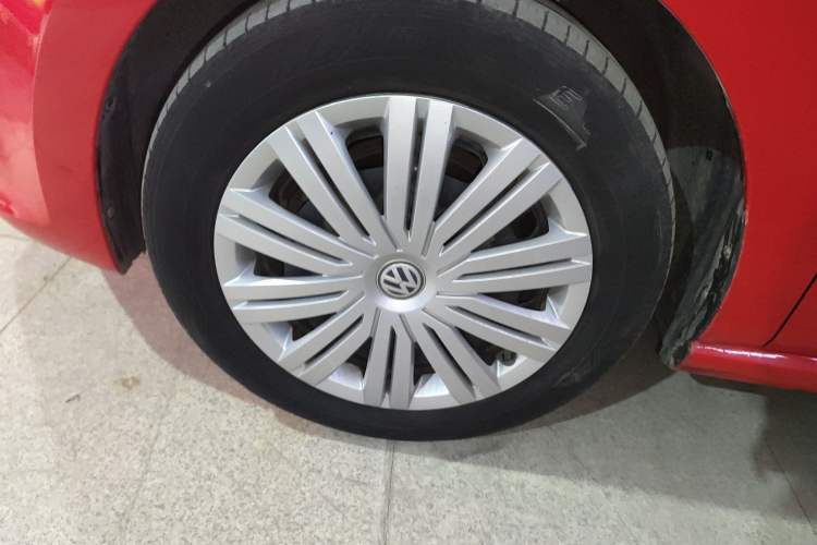 Used Volkswagen Polo 2016 1.6L Automatic Comfort Model
