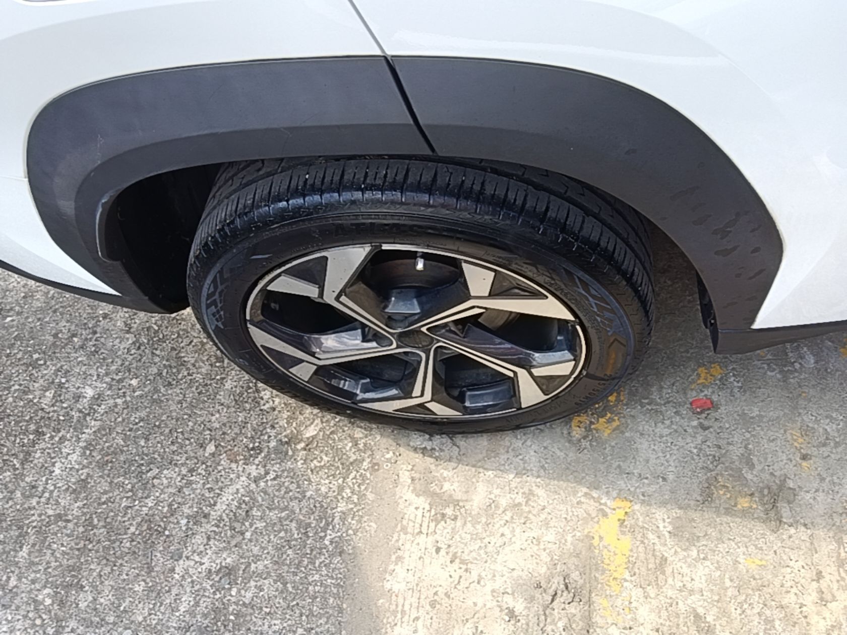 Geely Auto FX11 2023 1.5TD DCT Prestige Edition — снимка 11