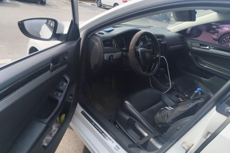 Used Volkswagen Sagitar 2017 1.6L Automatic Comfort Model
