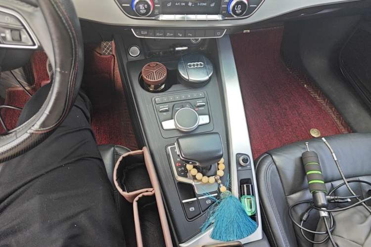 Used Audi A4L 2019 40 TFSI Fashion Edition China VI Emission Standard