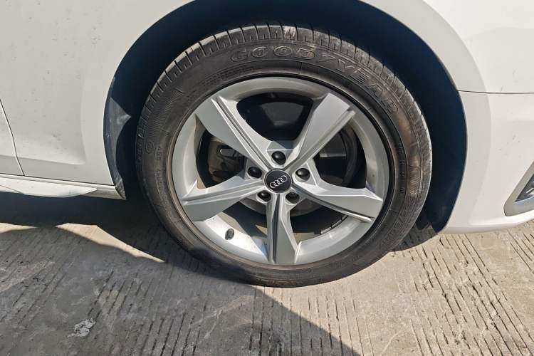 Used Audi A4L 2020 35 TFSI Fashion Dynamic Model
