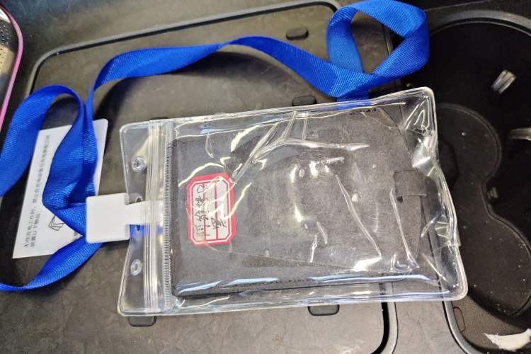 Used Avatr 12 2023 650 Three-Laser Four-Wheel Drive Performance Edition Vehicle Key