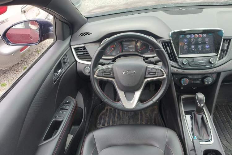 Used Chevrolet Monza 2019 RS 330T Automatic Comfort Edition China VI Standard Steering Wheel