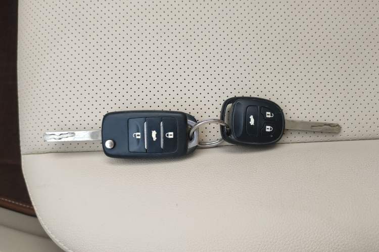 Used CHANGAN Eado 2015 1.6L Manual Luxury Model China V Standard Vehicle Key