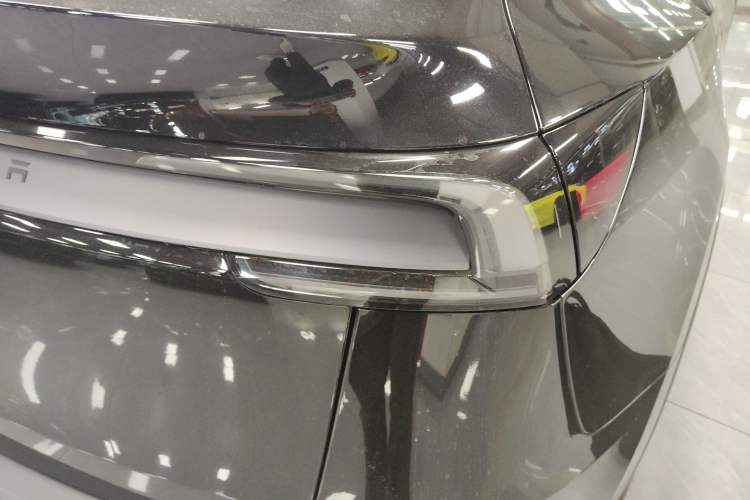 Used Tesla Model Y 2025 Rear-Wheel Drive First Edition