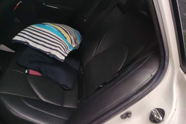 Used Toyota Avalon 2019 Dual-Engine 2.5L Luxury Edition China V Standard
