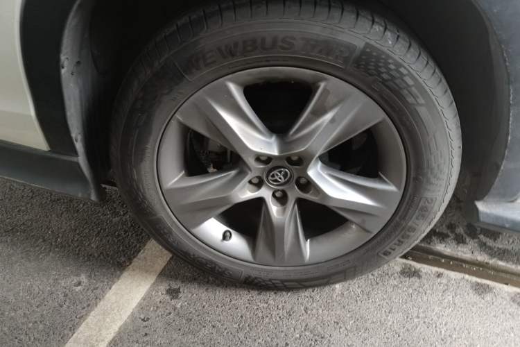 Used Toyota Highlander 2017 2.0T Four-Wheel Drive Luxury Edition 7 Seats Exterior 5