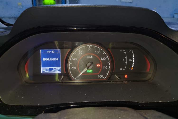 Used SAIC MAXUS EV30 2019 City Logistics Vehicle Fast Delivery Version Long Wheelbase Mengguli 35 kWh
