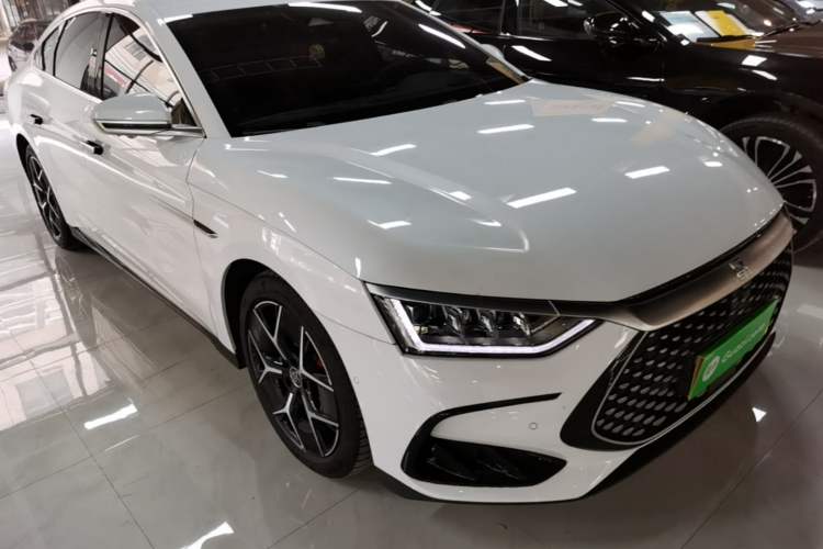 Used BYD Han 2022 DM-i 242km Flagship Model