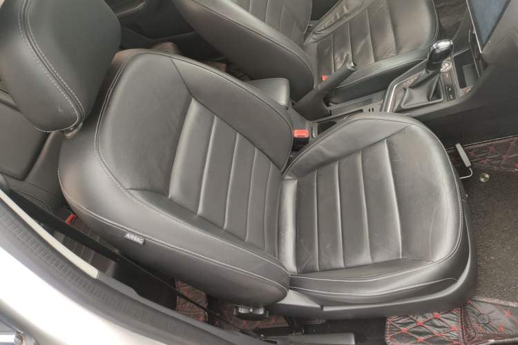 Used Volkswagen Lavida 2017 1.6L Automatic Comfort Edition