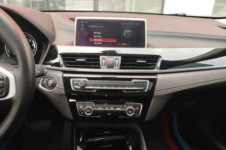 Used BMW X2 2019 sDrive25i Leading Edition M Sport Package China VI Audio And AC Panel