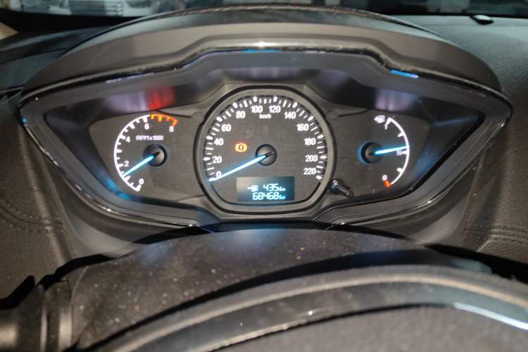 Used Ford Escort 2017 Happy Edition 1.5L Manual Fashion Model