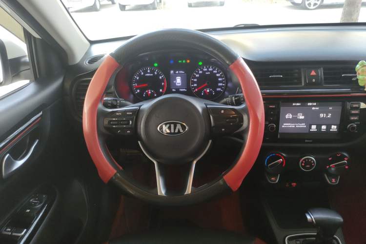 Used Kia KX Cross 2017 1.4L AT GLS