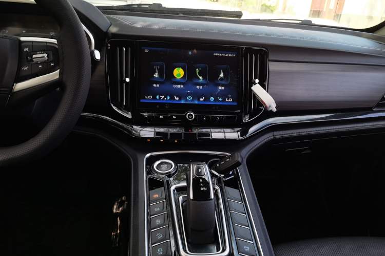 Used JMC Yuhu 9 2019 2.0T Automatic Gasoline Two-Wheel Drive Luxury Edition
