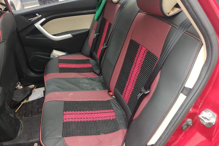 Used CHANGAN Alsvin V7 2016 1.6L Automatic Enjoyment Model China V Standard