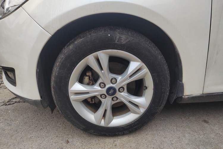 Used Ford Focus 2017 Hatchback 1.6L Automatic Comfort Plus SmartDrive Edition
