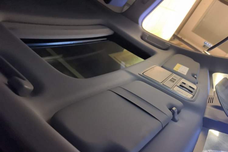 Used Honda Breeze 2020 Xing·Hybrid 2.0L Two-Wheel Drive Xing·Elite Edition
