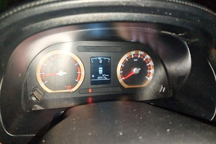 Used FORTHING Lingzhi 2017 M5 1.6L Luxury Model
