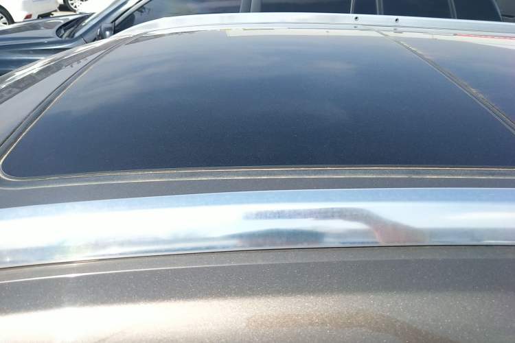 Used Buick Envision 2017 28T Four-Wheel Drive Elite Model Roof