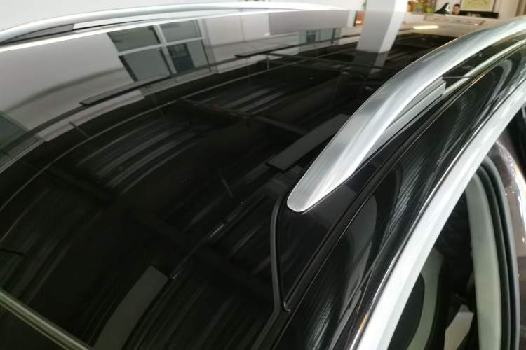 Used Volkswagen ID.6 CROZZ 2021 Long-Range PURE+ Edition Roof