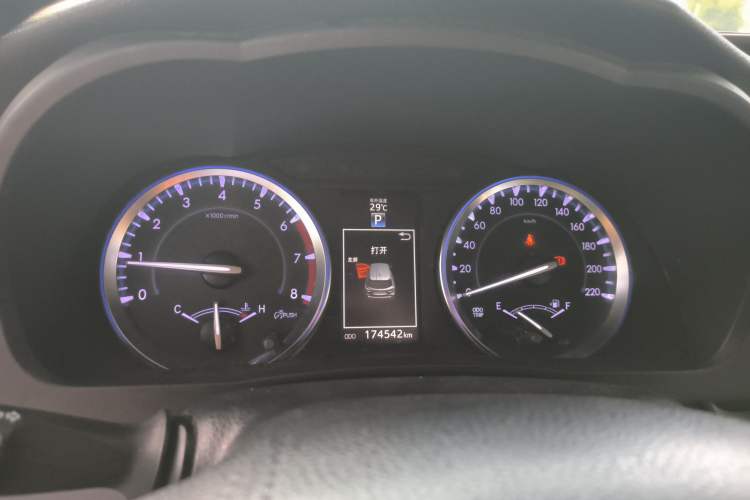 Used Toyota Highlander 2015 2.0T Four-Wheel Drive Ultimate Edition 7-Seater