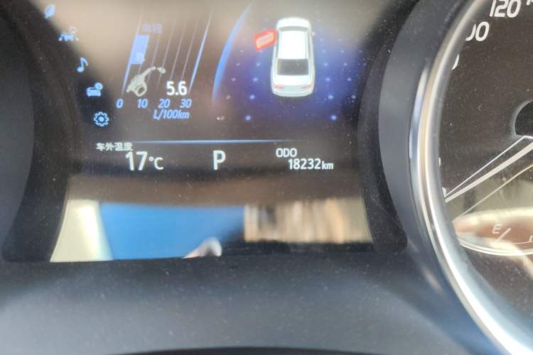 Used Toyota Camry 2019 Dual-Engine 2.5 HG Luxury Edition China V Standard