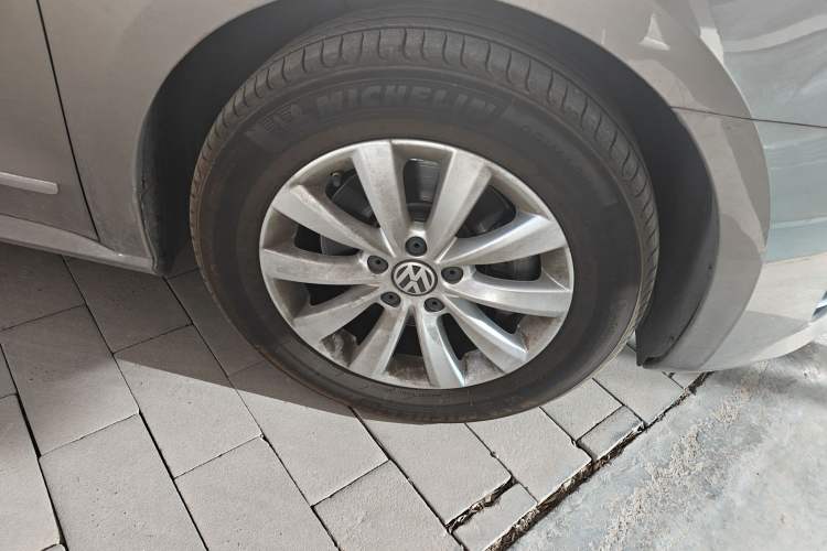 Used Volkswagen Passat 2015 1.8TSI DSG Prestige Edition
