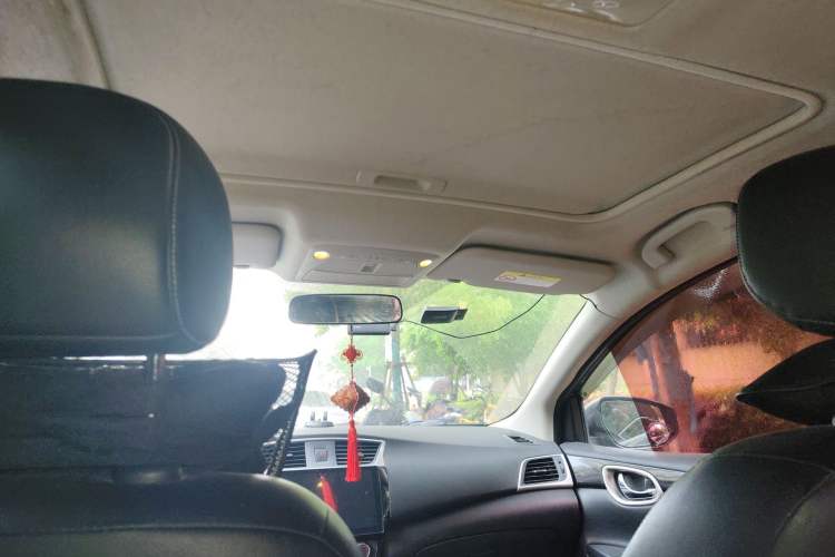 Used Nissan Sylphy 2016 1.6 XL Manual Luxury Edition Headliner