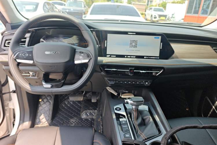 Used CHANGAN OSHAN X7 PLUS 2023 Enjoy Edition 1.5T Automatic Prestige 7-Seater Center Console