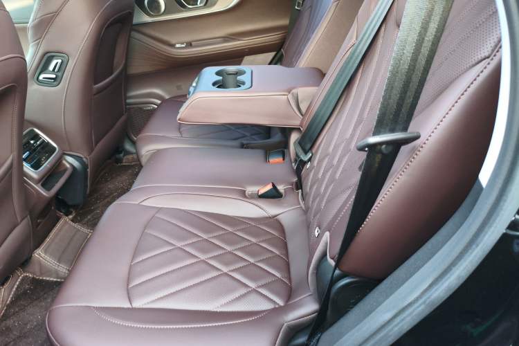 Used Chery Tiggo 8 PRO 2024 Champion Edition 390T Two-Wheel Drive Aoshi Version 7 Seats