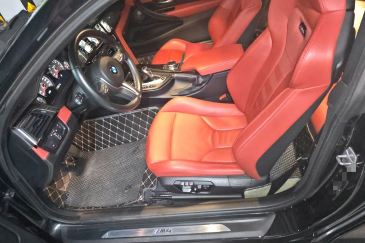 Used BMW M4 2019 M4 Coupe Shadow Edition Left Front Seat