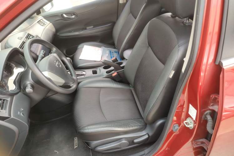 Used Nissan Tiida 2014 1.6L CVT Smart Model
