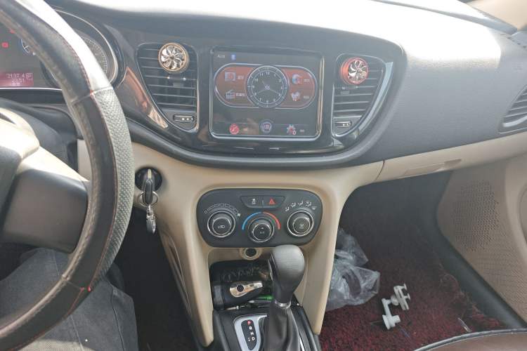 Used Fiat Viaggio 2012 1.4T Automatic Enjoyment Edition
