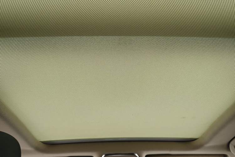 Used BYD Tang New Energy 2018 DM 2.0T All-Wheel Drive Smart Connectivity Luxury Model 7 Seats China V Emission Standard Headliner