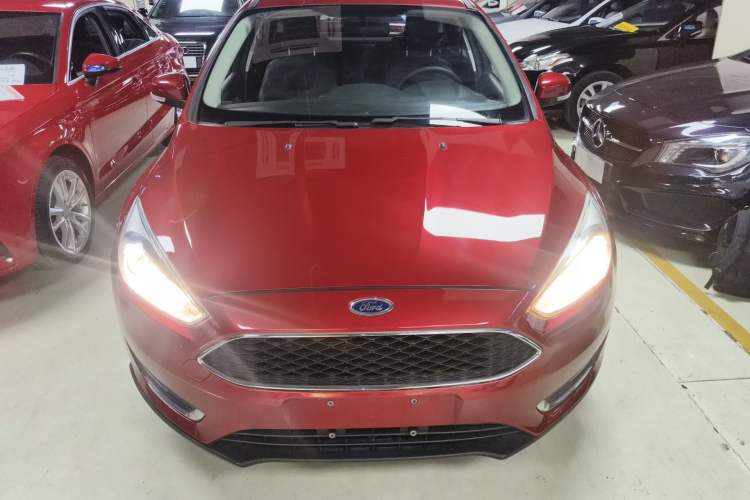Used Ford Focus 2015 Hatchback 1.6L Automatic Fashion Edition
