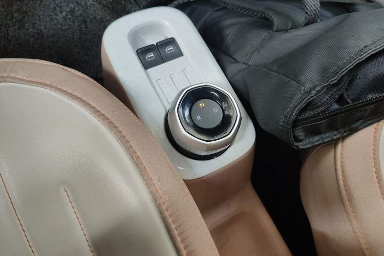 Used Geely Galaxy Panda 2023 Panda Mini 200km Endurance Bear