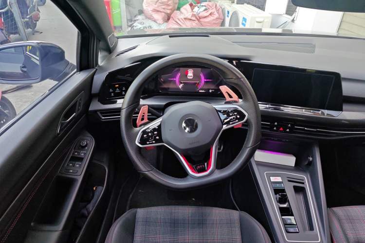 Used Volkswagen Golf GTI 2021 Facelift 380TSI DSG GTI
