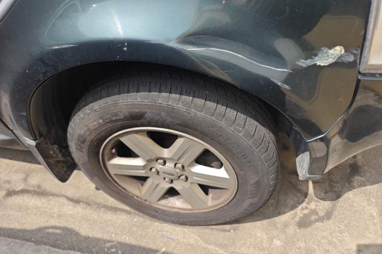 Used Land Rover Freelander 2 2010 3.2 i6 Automatic SE Gasoline Version Right Front Wheel Hub