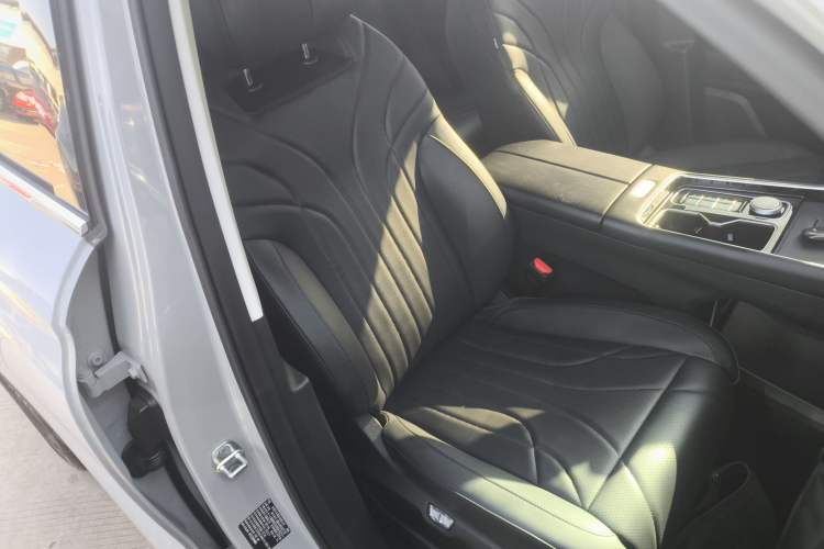 Used Chery Fengyun T9 2024 120 Long-Range Flagship Version 7 Seats Ternary Lithium