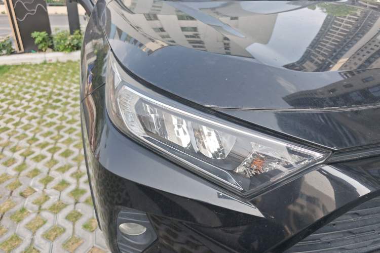 Used Toyota RAV4 2020 2.0L CVT Two-Wheel Drive Urban Edition
